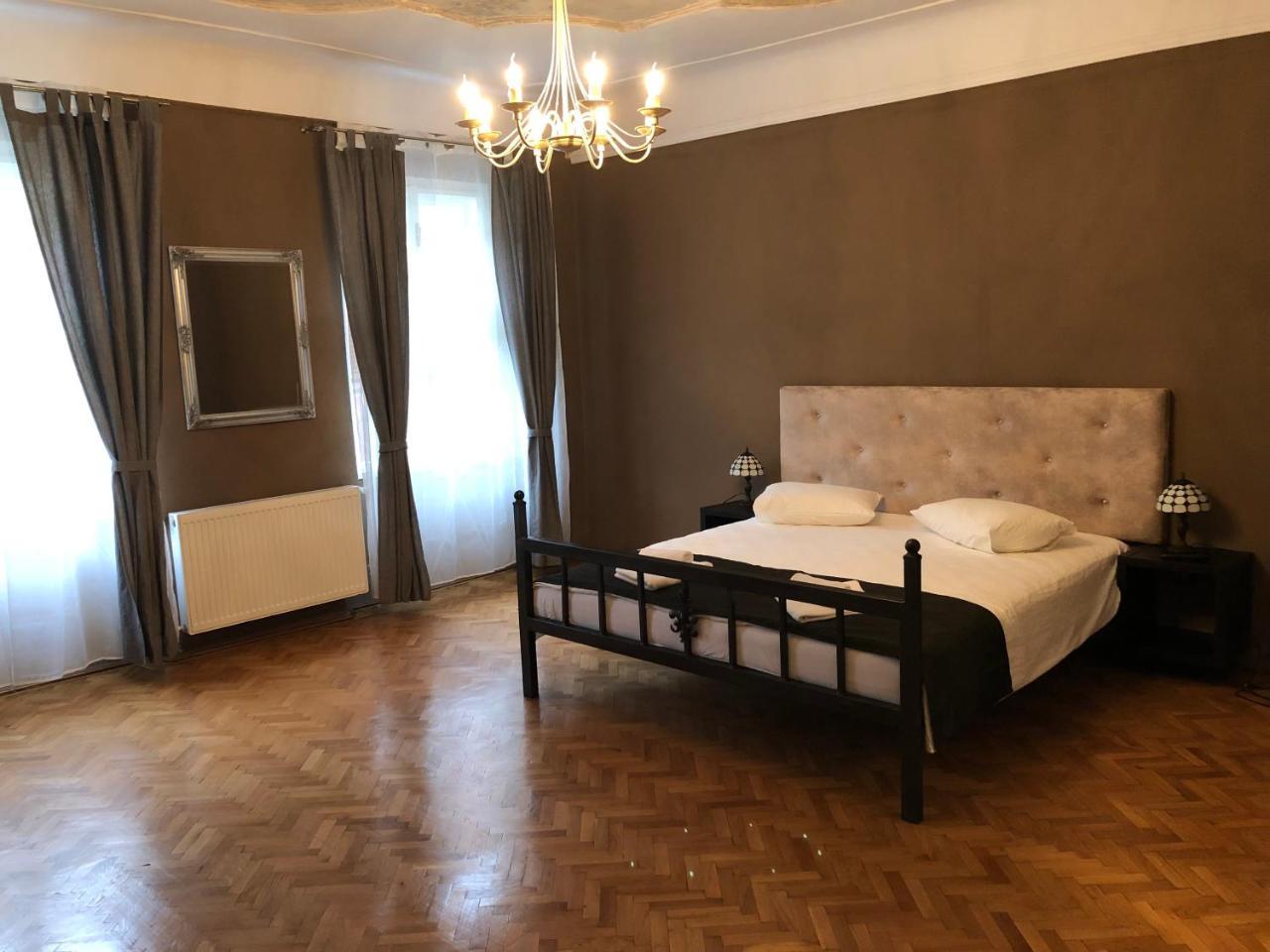 Poet Pastior Residence Sibiu Exteriör bild